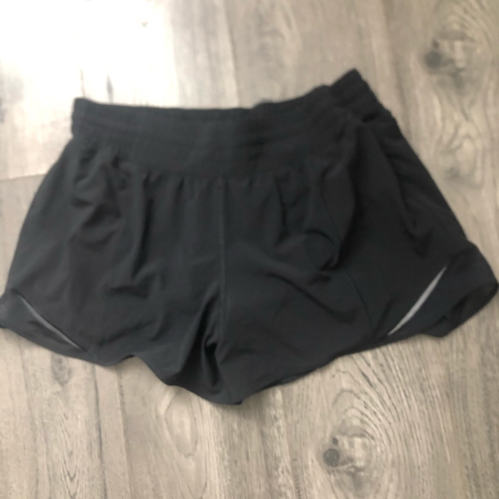 Lululemon Hotty hot shorts